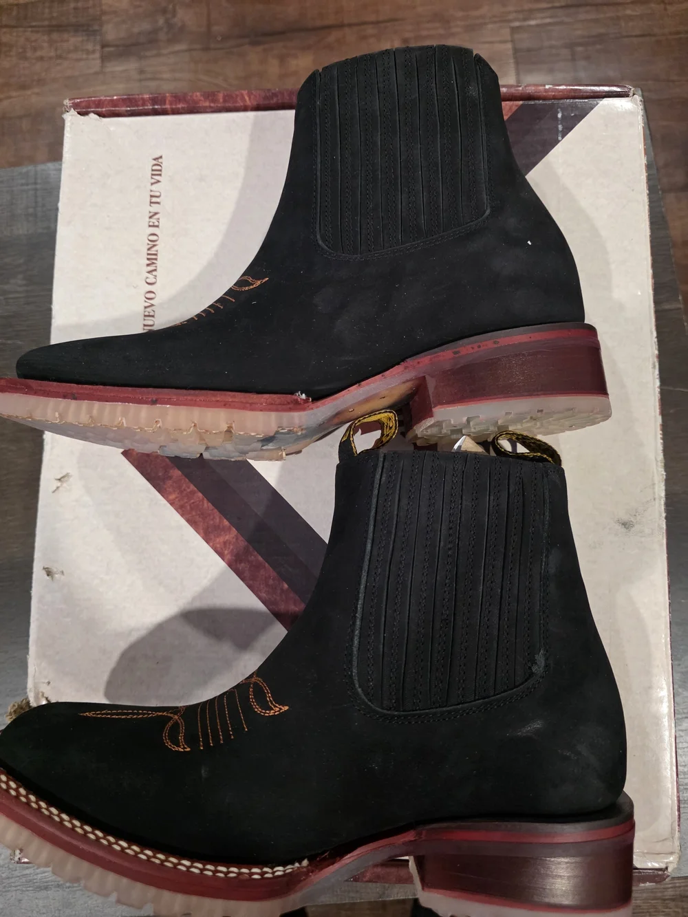 Bayoboots Men's Black Nubuck Chelsea Boots Square Toe EE Wide US 6